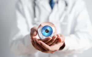 Digital,Vision,Eye,Care,Concept.,Doctor,Using,Technology,For,Eye